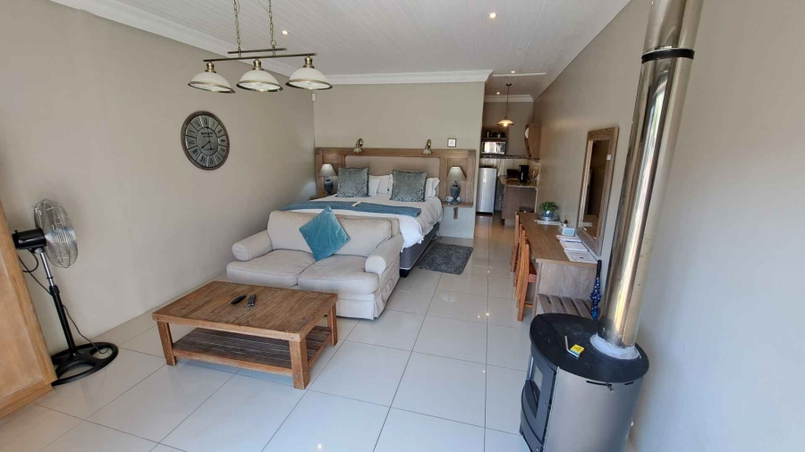 8 Bedroom Property for Sale in Clarens Free State